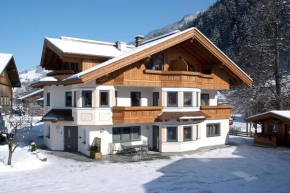 Отель Appartement Zottl  Майрхофен